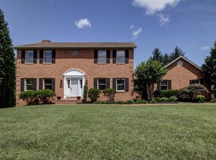 1515 Ashley Dr, Salem, VA