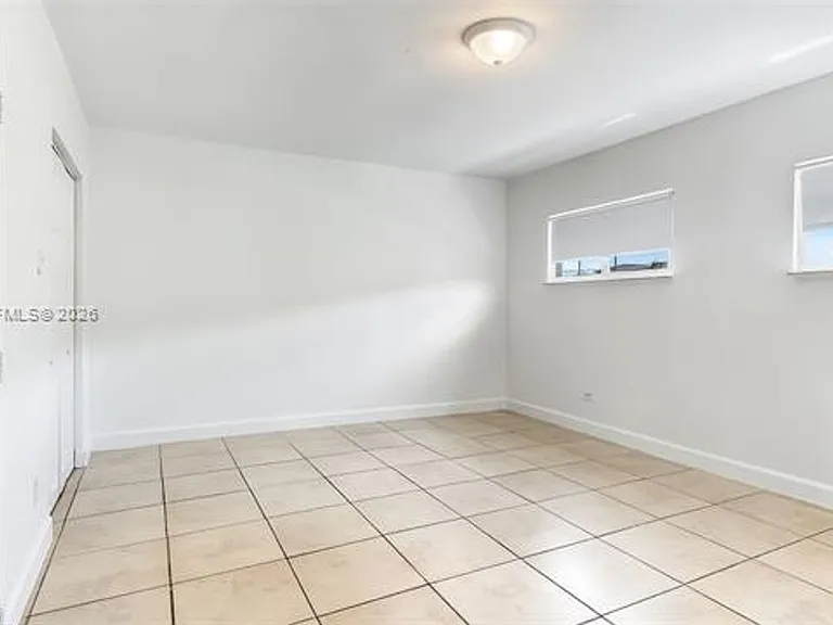 117 E 10th St #117 — Photo 16