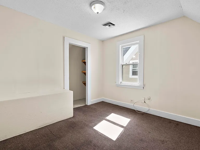 286 Exchange St #3 — Photo 15
