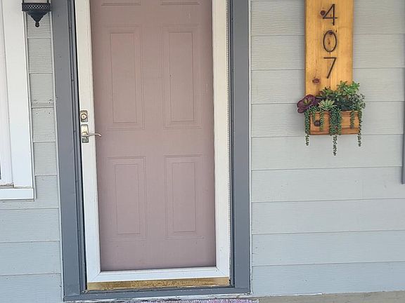 2nd image of 1407 South St