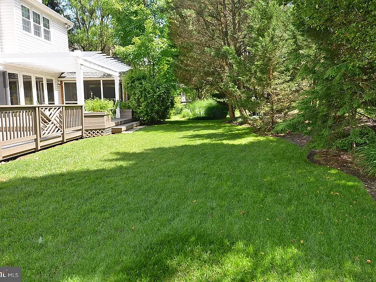 6610 Ashmere Ln — Photo 20