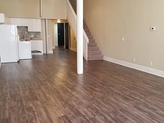 3rd image of 224 N 4th St #304