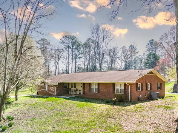 293 Freeman St, Tallapoosa, GA 30176