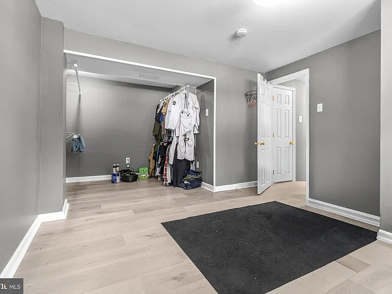 309 California Trl — Photo 13