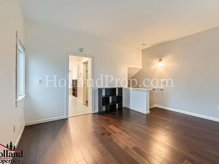 10250 NW Village Heights Dr — Photo 21