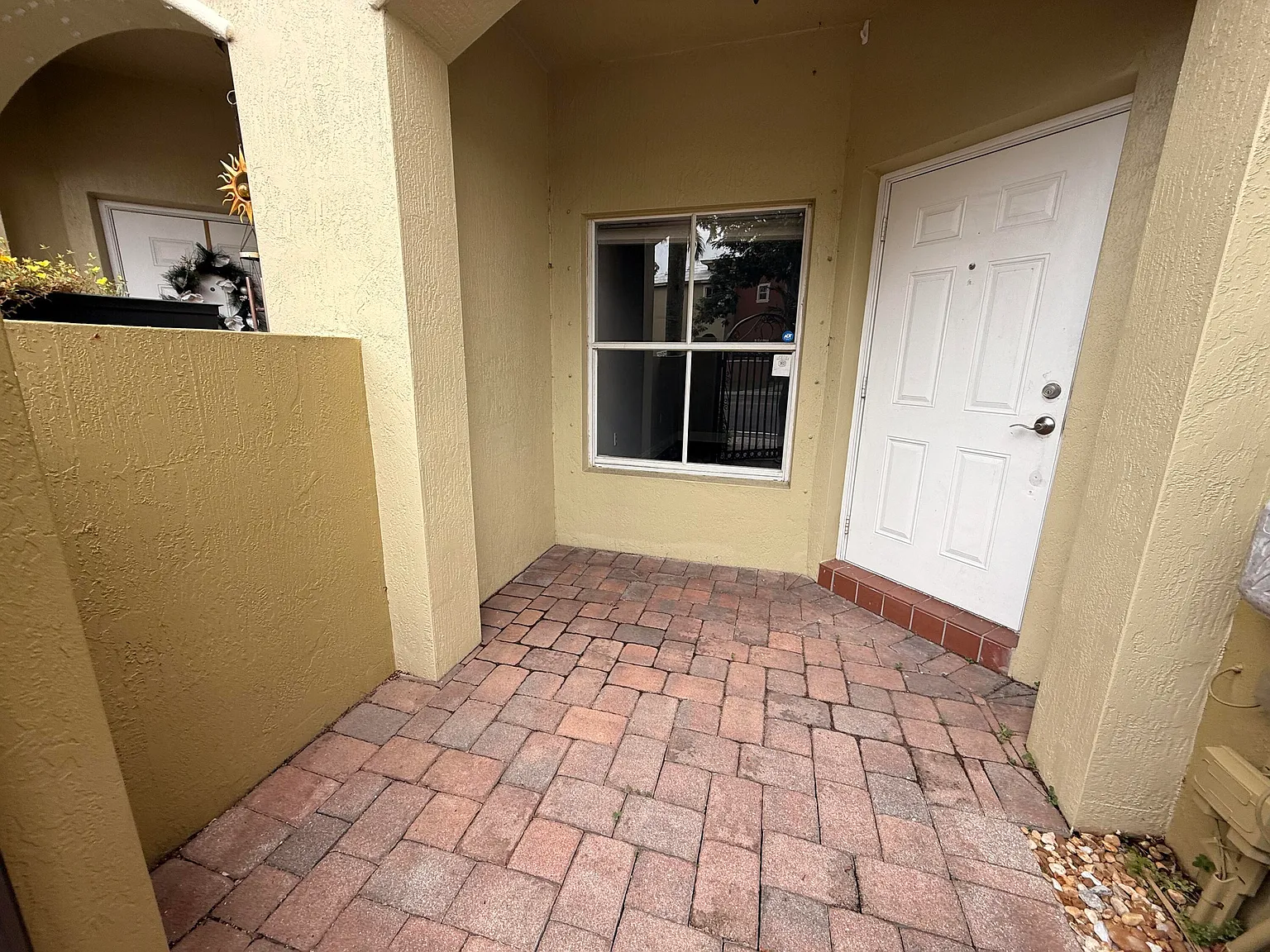 3 bed, 2.5 bath, 1523 sqft, $2,800 — Photo 3
