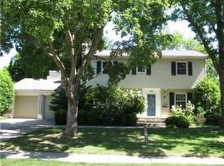 6008 W 94th Ter, Overland Park, KS 66207