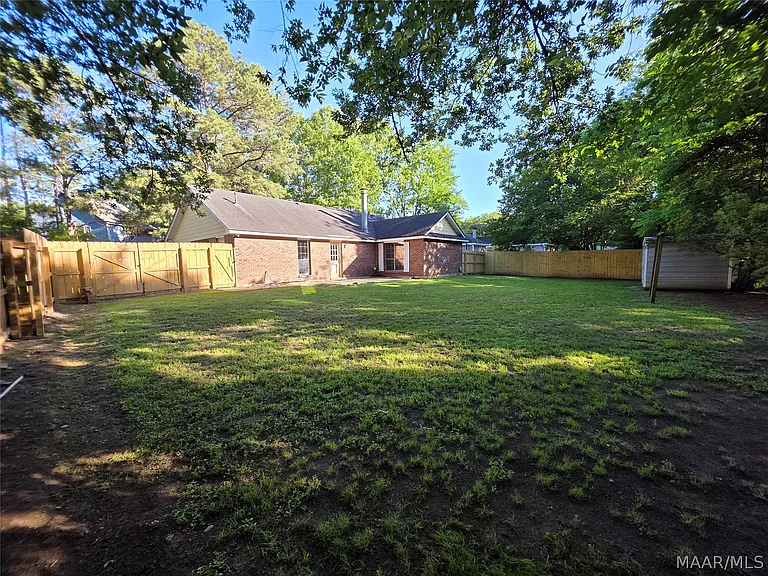 6225 Whitewater Ct — Photo 26