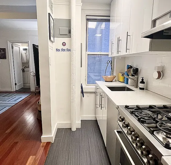 70 Remsen St #2F — Photo 4