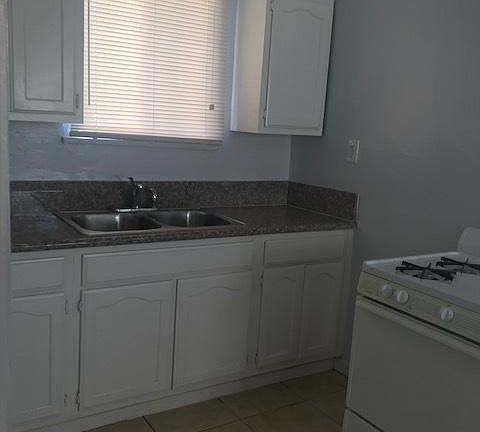 5th image of 607 N Occidental Blvd #607