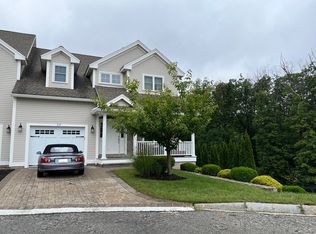 15 Ramsdell Way UNIT 25, Lynnfield, MA 01940
