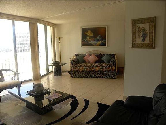 2nd image of 1000 Island Blvd APT 1506