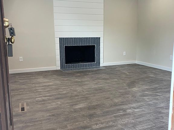 3rd image of 338 25th Avenue Ct Unit A