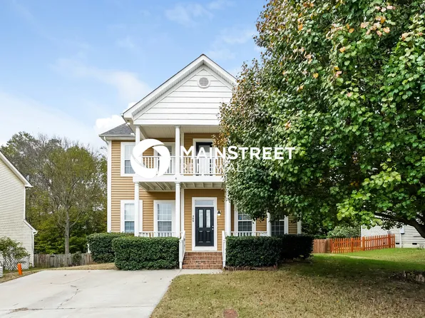 209 Chamberlain Dr, Clayton, NC 27527