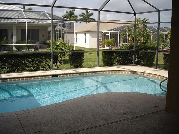 2nd image of 2623 SW 46th Ter