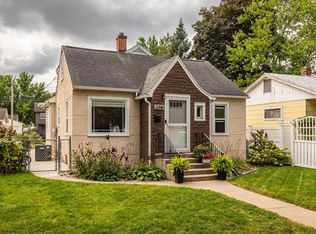 2318 Ferry STREET, La Crosse, WI 54601