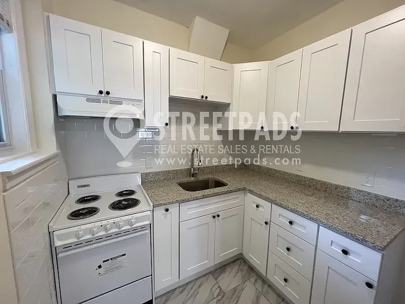 Studio, 9999 sqft, $1,950 — Photo 2