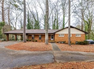 2198 Plantation Dr, East Pt, GA 30344