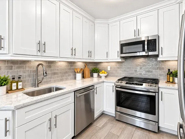 5635 Netherland Ave APT 2C, Bronx, NY 10471