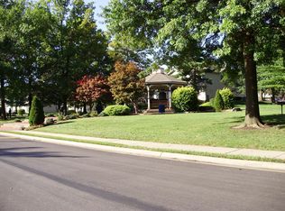 151 Carlyle E APT F, Belleville, IL 62221