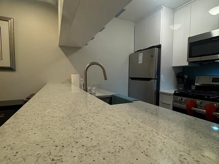 76 Cherry St — Photo 7