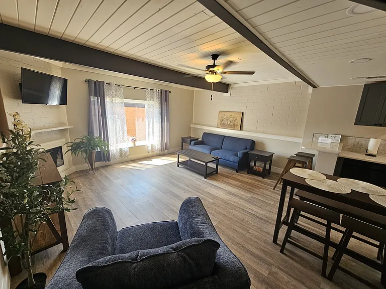 Terrace Heights Apartments — Photo 31