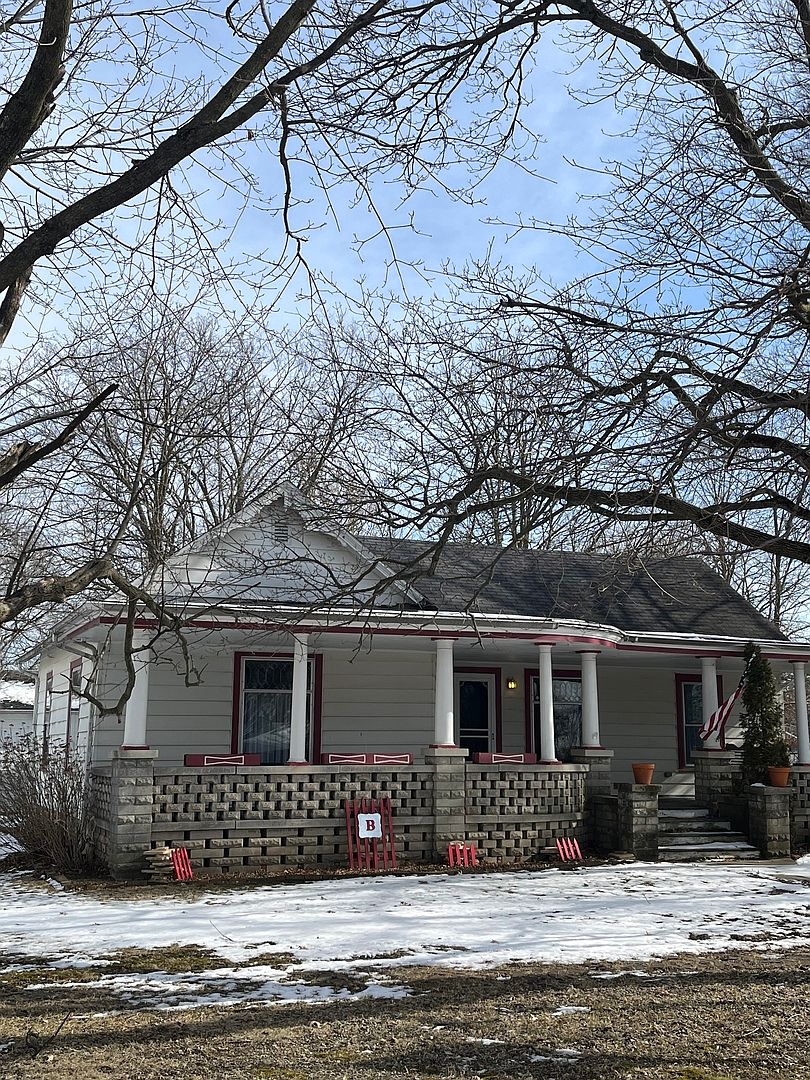 407 N 4th St, Cornell, IL 61319 MLS 11683500 Zillow