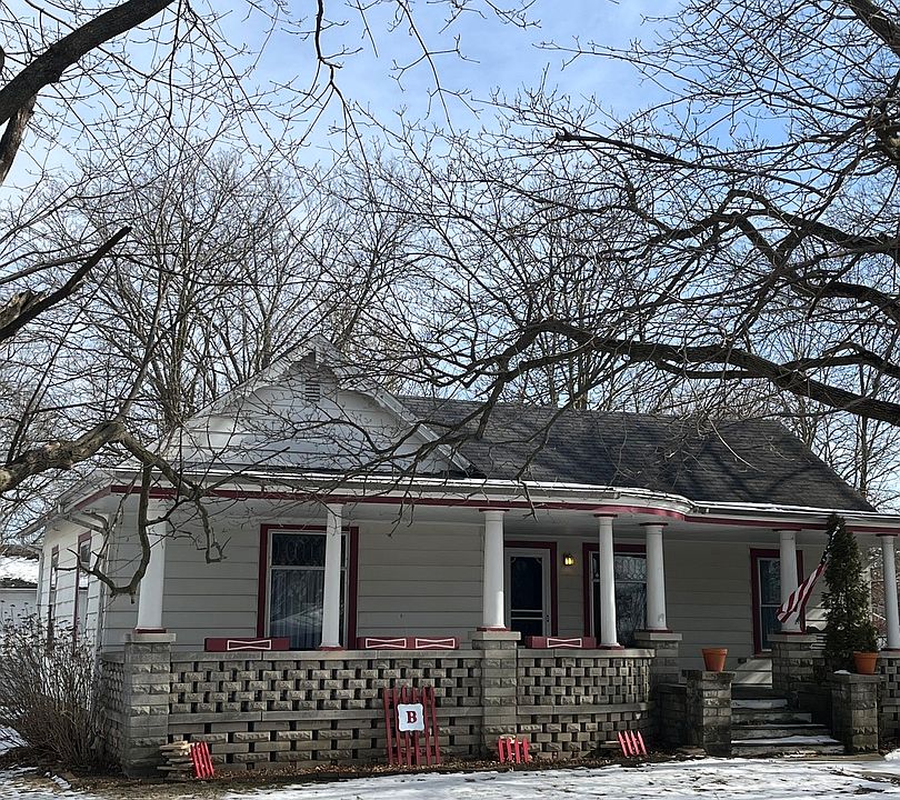 407 N 4th St, Cornell, IL 61319 MLS 11683500 Zillow