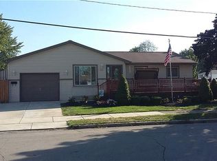 1395 99th St, Niagara Falls, NY 14304