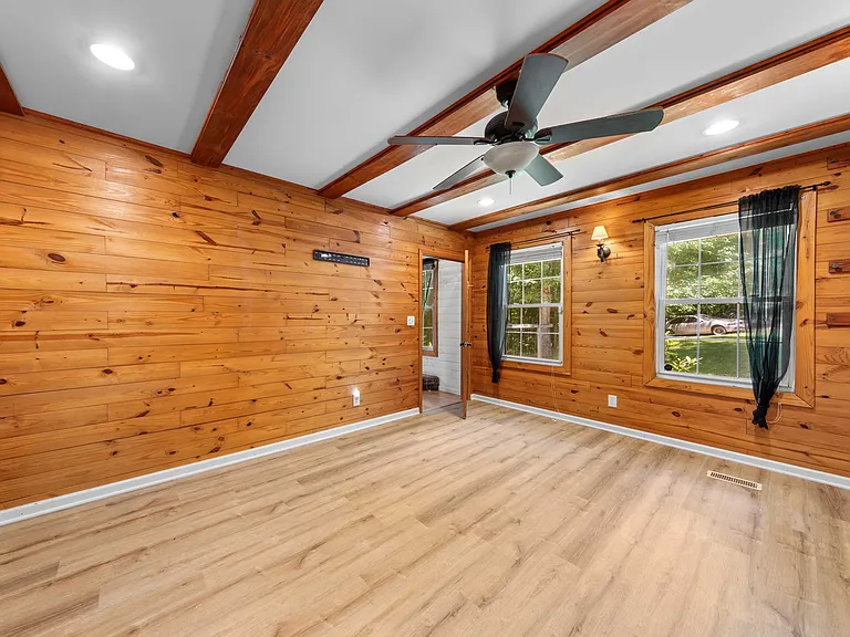 598 Hiwassee View Dr — Photo 15