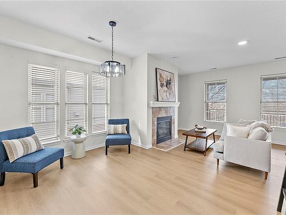 4th image of 5245 Overland Dr APT C7