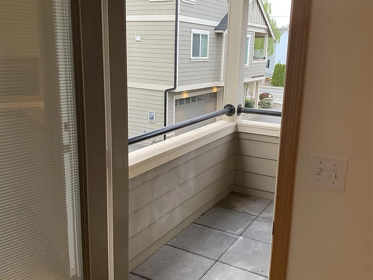9515 Holly Dr #1 — Photo 14