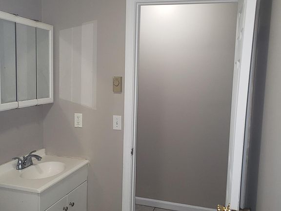 4th image of 79 Congress Ave APT 1