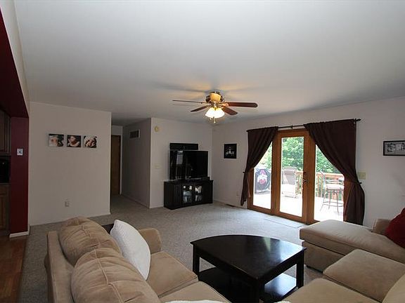 4th image of 813 Bradford Ct