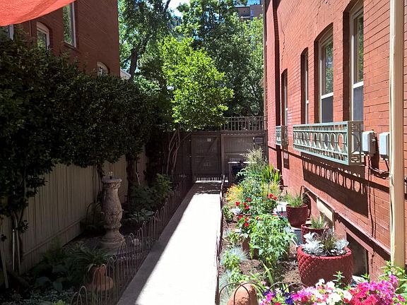 5th image of 1124 N Vine St