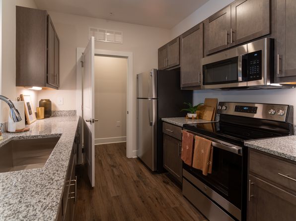 250 Battery Park Cir #837