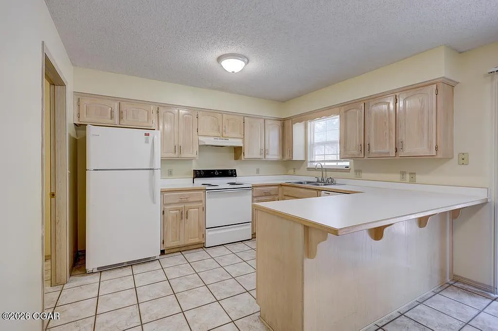 2 bed, 2.0 bath, 1218 sqft, $1,250 — Photo 4