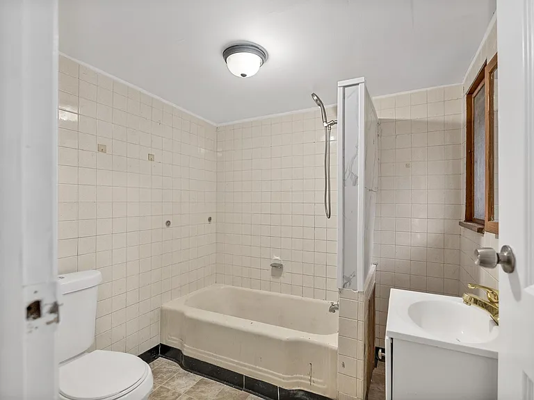 509 Ontario St — Photo 2