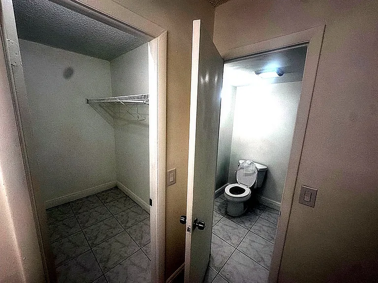 Unit Photo