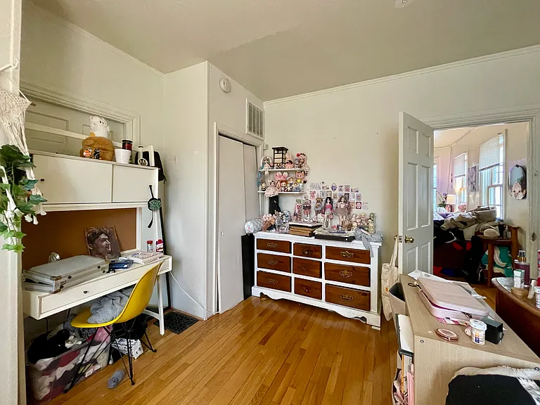 375 Thayer St #1 — Photo 13