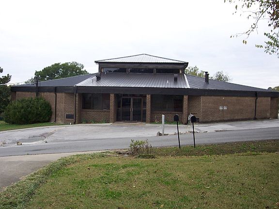 2nd image of 400 Rocky Knob Ln