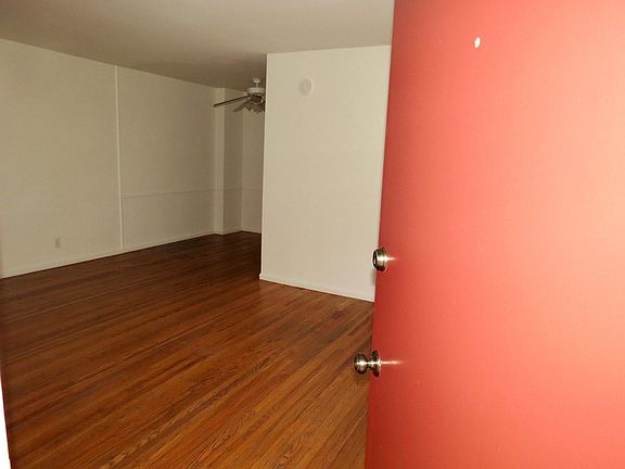 4th image of 1243 Armacost Ave APT 2