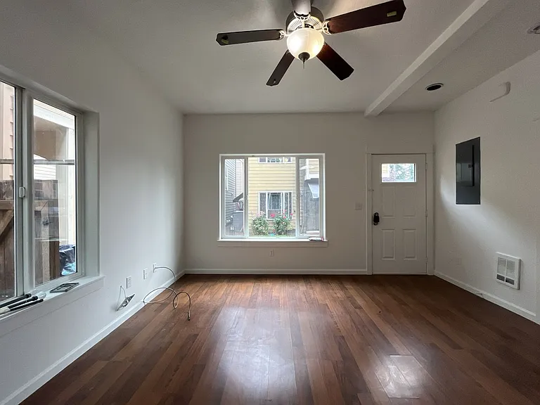 1517 SE 127th Ave #9 — Photo 16