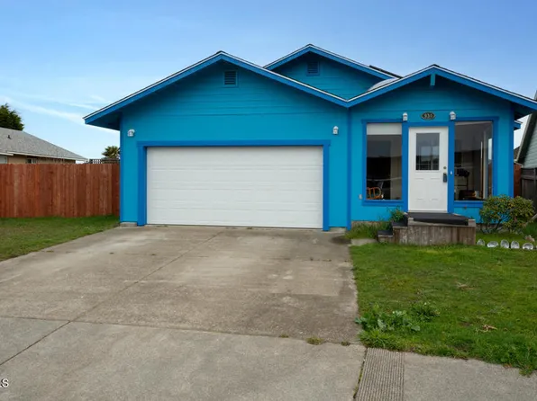 934 Stewart St, Fort Bragg, CA 95437