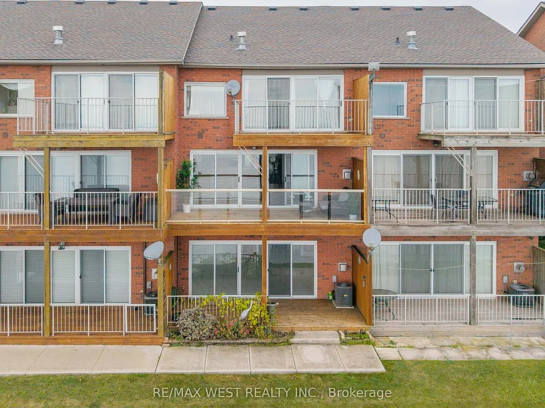 114 Brown St #3 — Photo 46