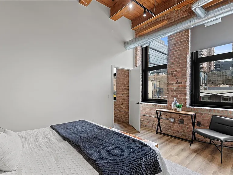 Paper Box Lofts — Photo 15