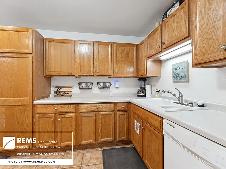 815 Island Ct #1 — Photo 17