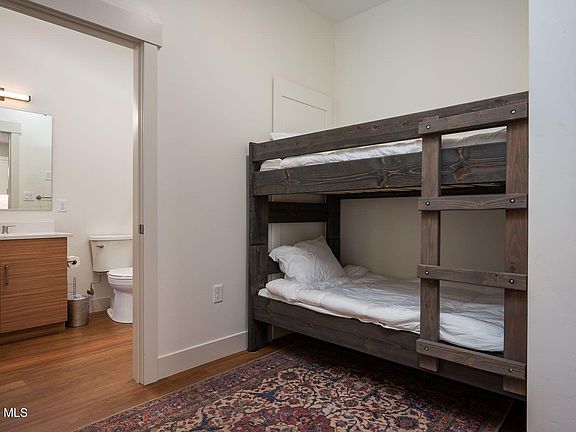 5th image of 144 Ski Idlewild Road #3409