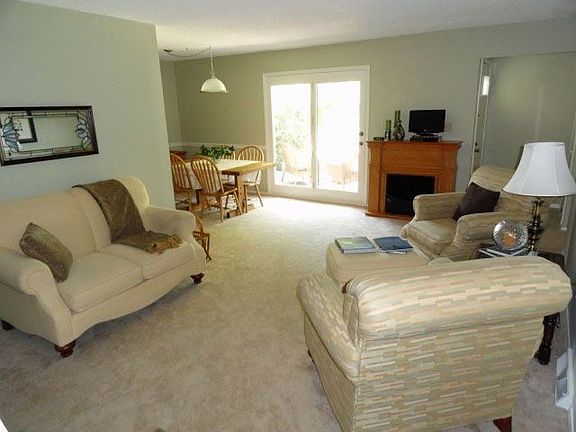 5th image of 2594 Jefferson Pl Unit C