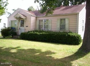 2815 Cherry St, Mount Vernon, IL 62864